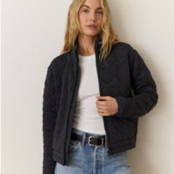 Marine Layer
Corbet Quilted Jacket - Medium / Black - Picture 7 of 7